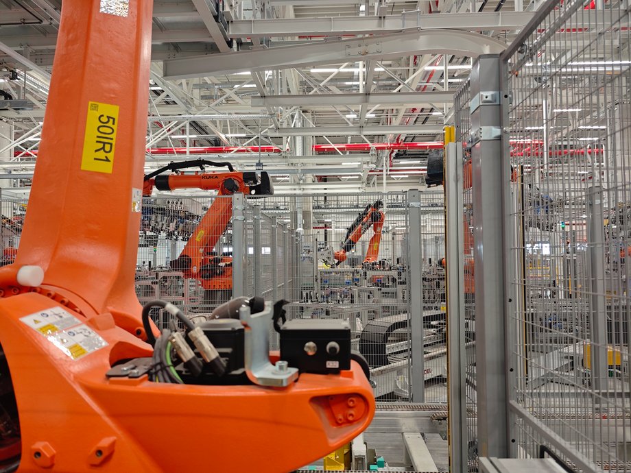 Works at the BMW factory in Munich