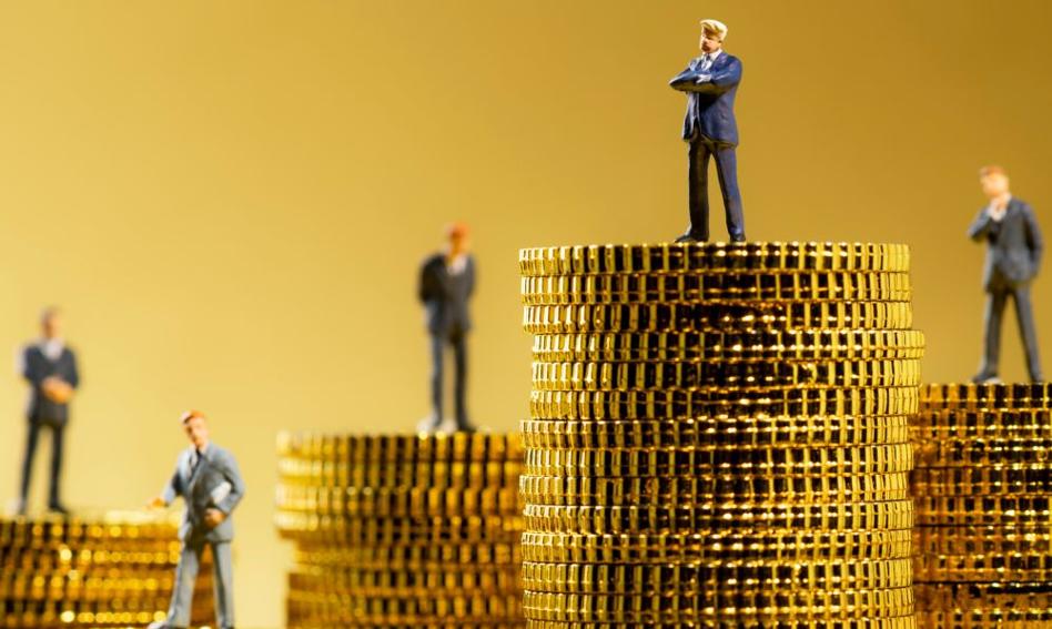 China has more gold than Russia. Beijing took advantage of the declines to make larger purchases
