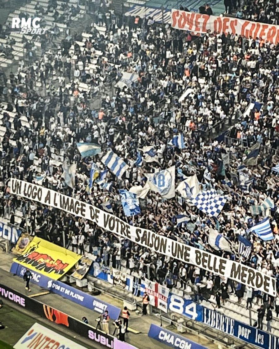 The mayor of Marseille, scandalized by the new emblem of OM: 