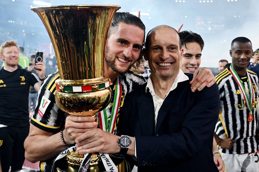 The 7 coaches who achieved the double, title and Cup, in Italy » Chivu can enter a list of huge names