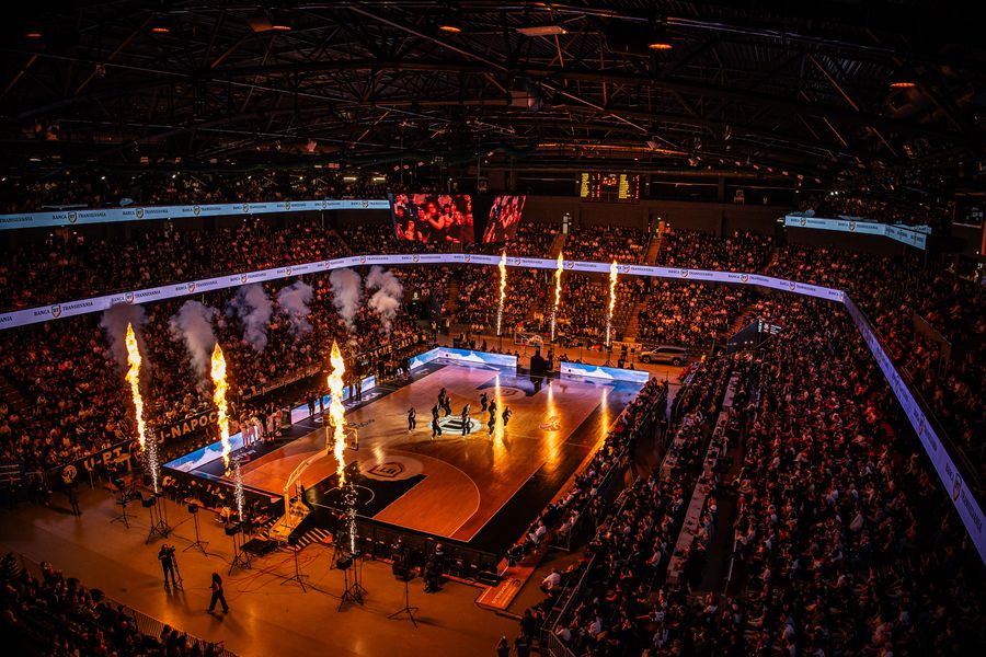 Case study - from zero to social phenomenon through sports performance. Can U-BT Cluj-Napoca be an engine for the future of Romanian basketball?