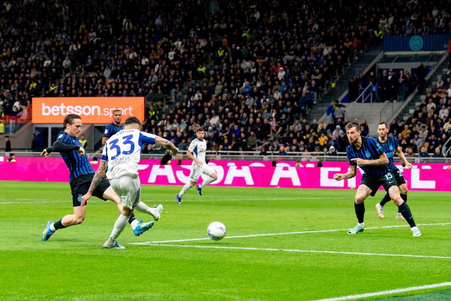 Air of DOUBLE HISTORY! Cristi Chivu qualifies in a fantastic way in the Italian Cup final » In the 68th minute, Como was leading Inter 2-0