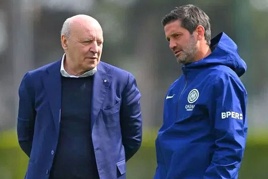 The legend Javier Zanetti applauds Chivu: 