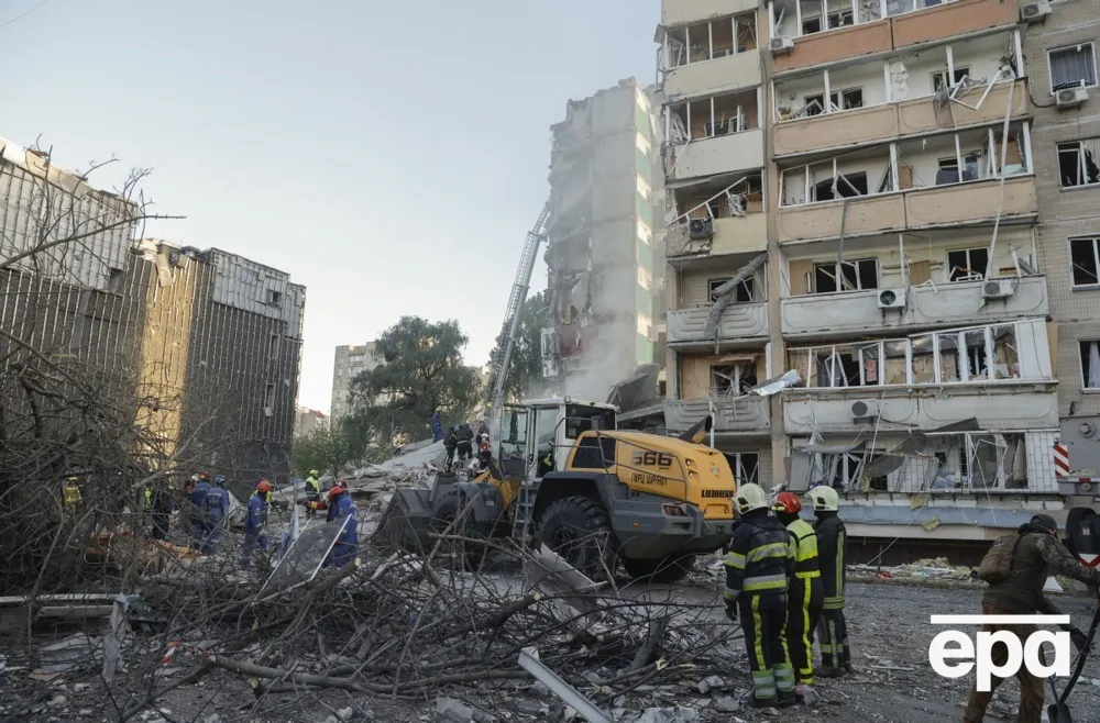 The woman screamed: ''I can't, I can't.'' Report from a destroyed house in Kyiv