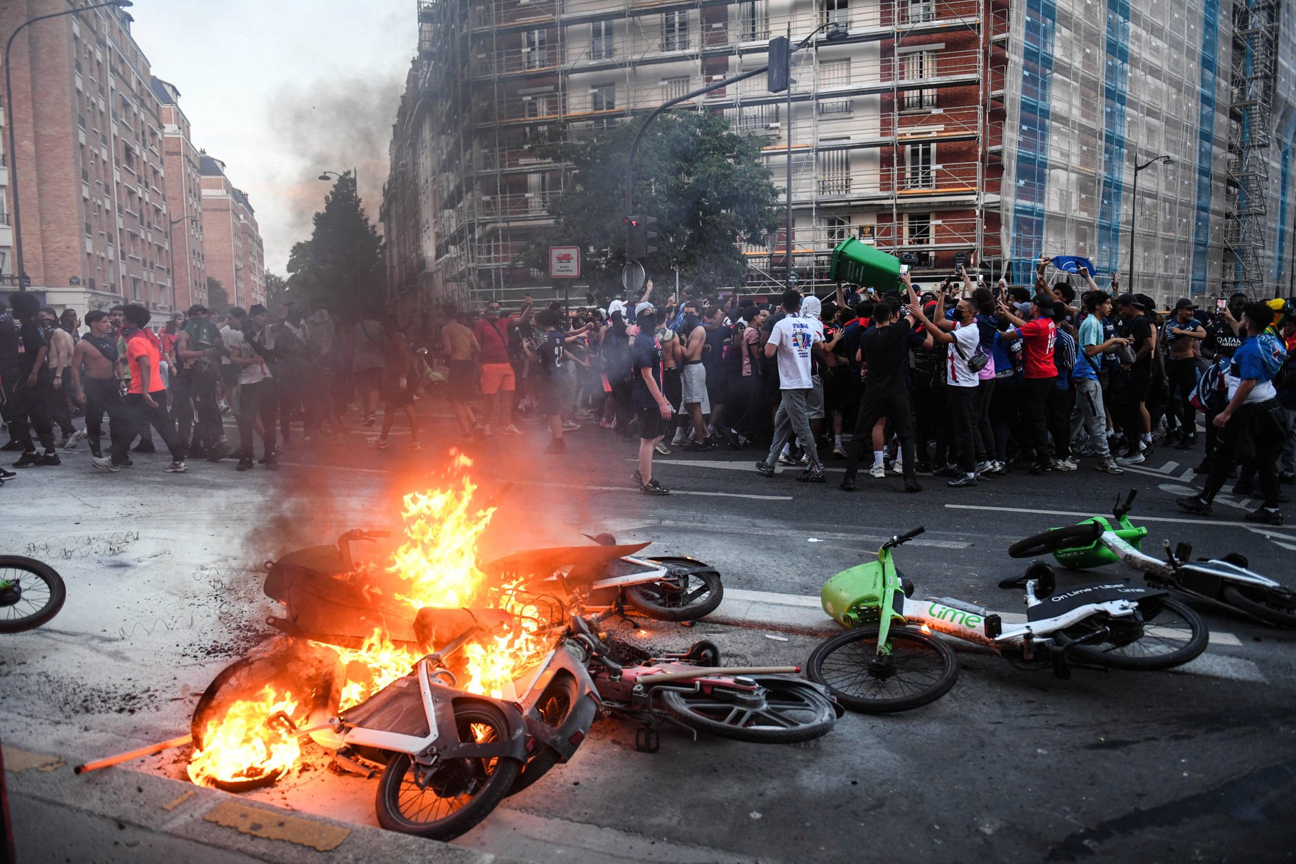 Serious riots occurred near the Parc des Princes in Paris, France