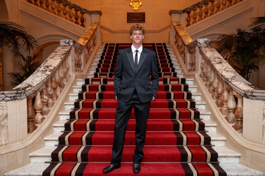 Jannik Sinner, beyond the pitch » The Italian talked about how he relaxes, who inspires him, what his childhood was like + how what happened to him in the doping case changed him