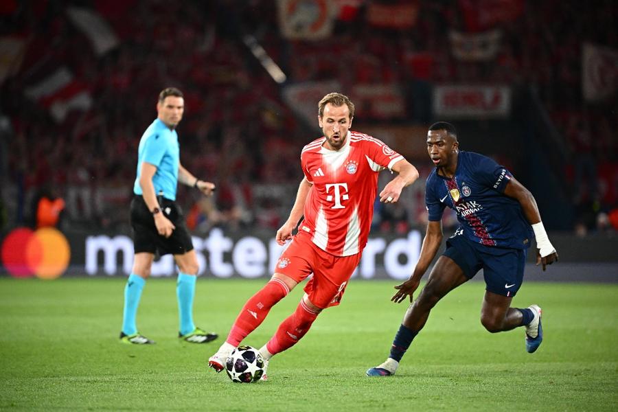Dusan Vlahovic is negotiating his departure from Juventus » With which huge club did the striker's father secretly discuss!