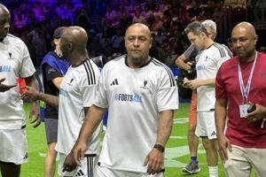 Memorable images from behind the scenes » Roberto Carlos spoke in Romanian in Budapest, and Horațiu Moldovan went live with Santi Cazorla: 