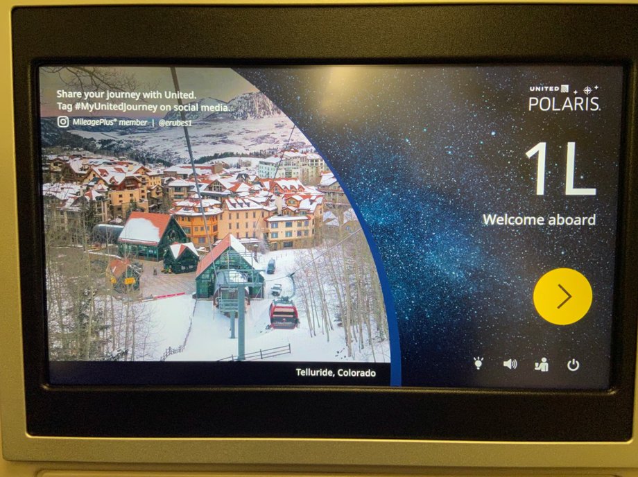 There are usually plenty of entertainment options on international flights, but sometimes things don't work out