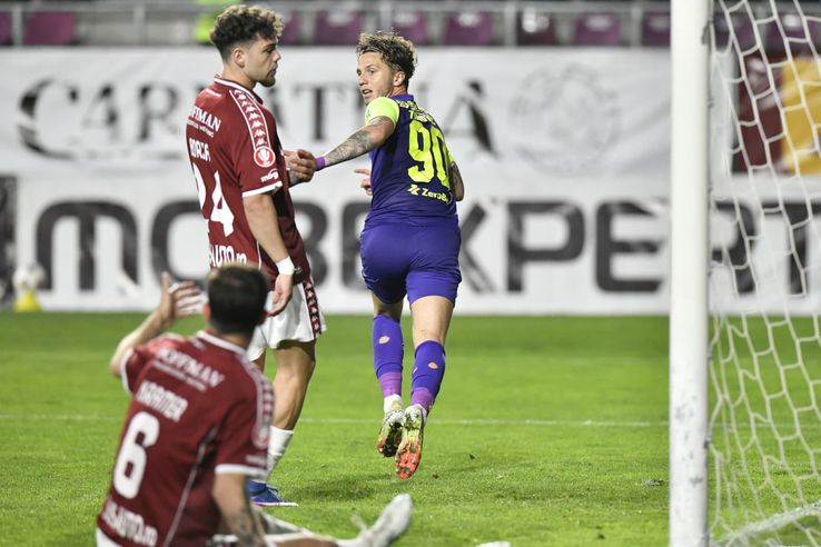 Rapid - CFR Cluj, in stage 7 of the play-off // PHOTO: Cristi Preda (GSP.ro)