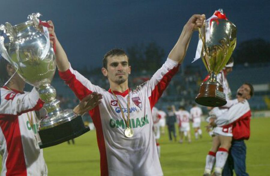Striker at Craiova, defender at Dinamo, has a favorite at the match: 