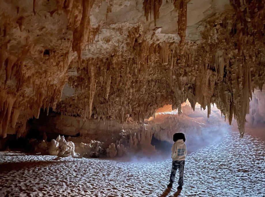 I can't stop admiring the stunning rock formations at Djara Cave