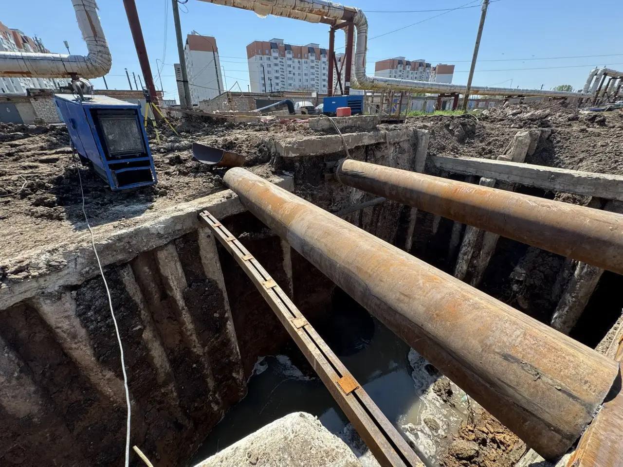 ''Lake of feces in the city center''. Russian Engels has been drowning in sewage for two weeks now. Photo