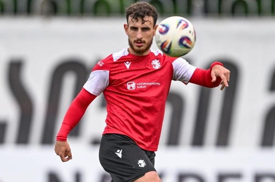 Anzor confirmed the offers: 