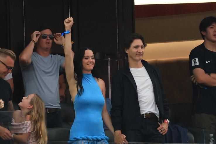 Katy Perry and Justin Trudeau, in the stands at USA - Paraguay 4-1