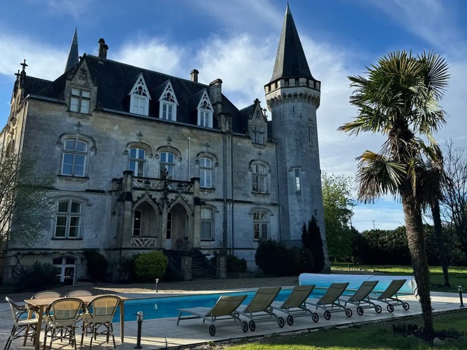 The French castle where Millennials hold their parties