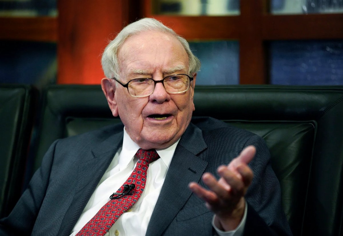 Warren Buffett Suspends Billion-Dollar Donation to Gates Foundation Amid Epstein Investigation — Warren Buffett halts hi