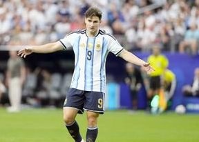 Julian Alvarez Expresses Desire to Transfer from Atletico Madrid — Julian Alvarez reveals his intention to leave Atletic