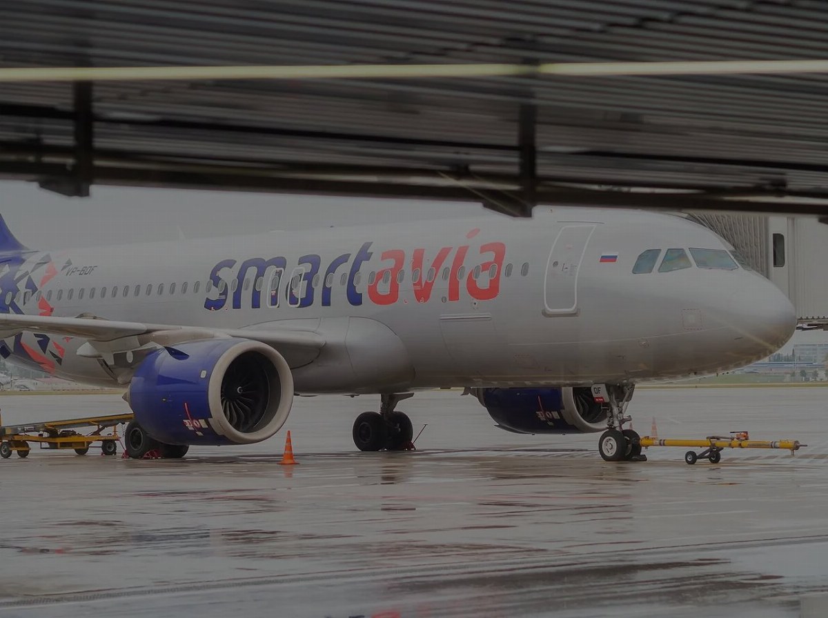 Smartavia Passenger Plane Sends Distress Signal Over Black Sea — A Smartavia passenger plane with 200 on board sent a di