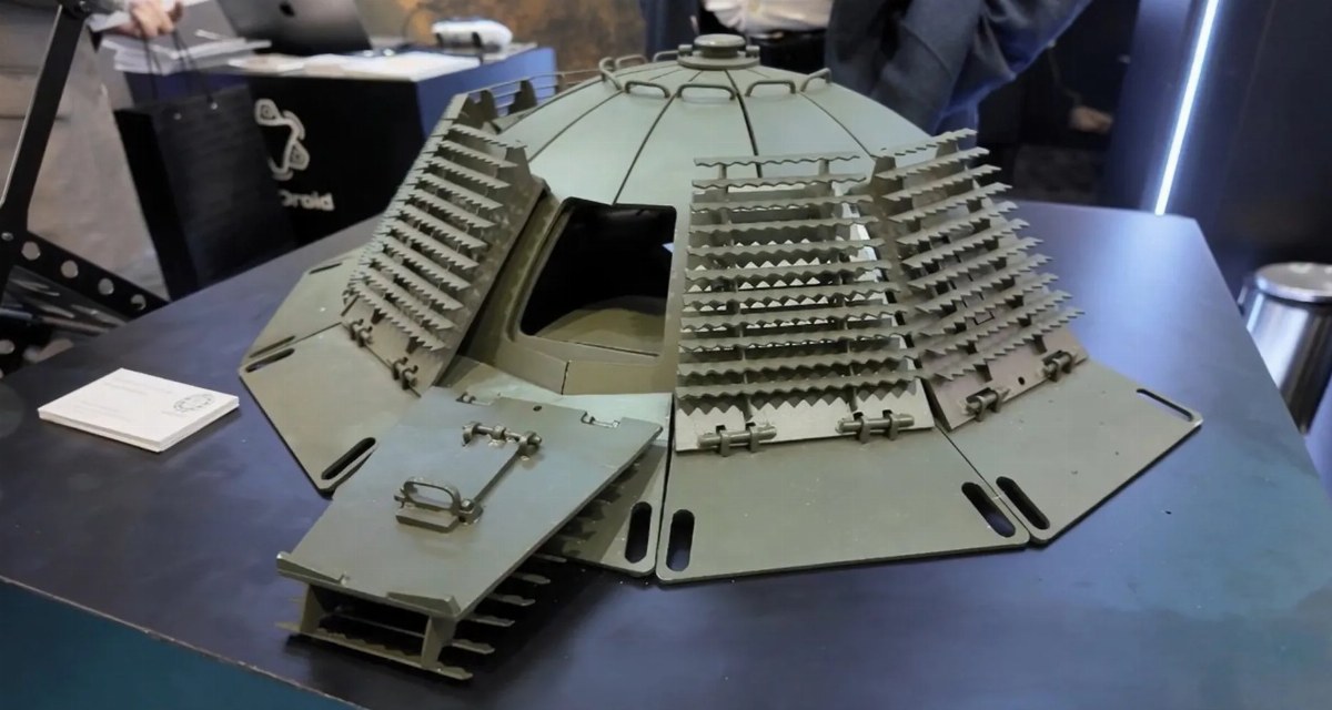 Ukrainian Company Develops Armored Capsule for Frontline Positions — Ukrainian firm PARABELLA has created an armored cap