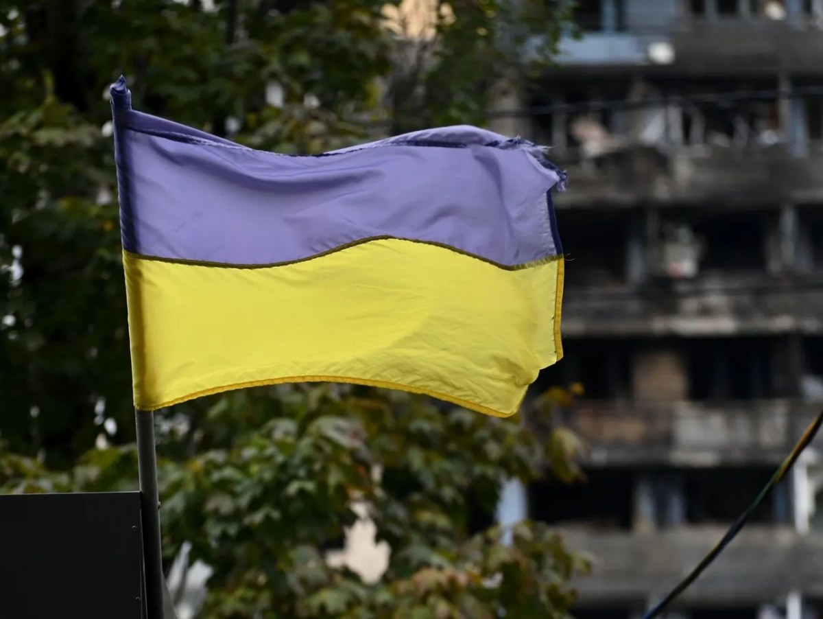 Ukrainian Forces Raise Flag on Kinburn Spit After Successful Operations — Ukrainian defenders hoisted the national flag