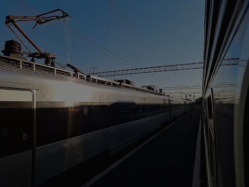 Mass Delays Impact Ukrainian Trains in Poland Due to Power Outages — Ukrainian trains in Poland face significant delays,