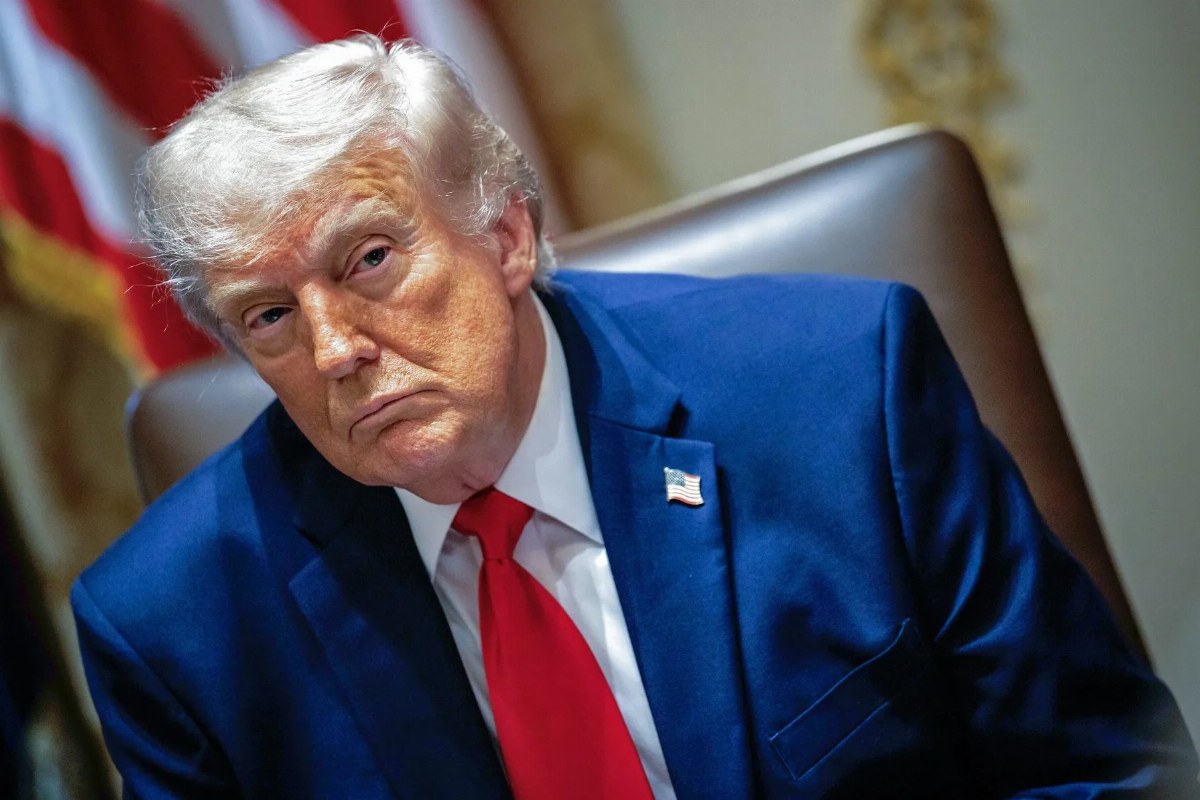 US Launches Fifth Consecutive Night of Strikes Against Iran Ahead of Maritime Blockade — The US military has conducted f