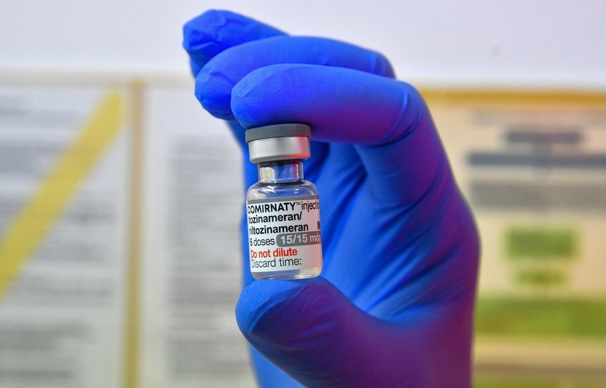 Pfizer Seizes Polish Aviation Agency's Funds Amid Vaccine Contract Dispute — Poland's aviation agency had its account se