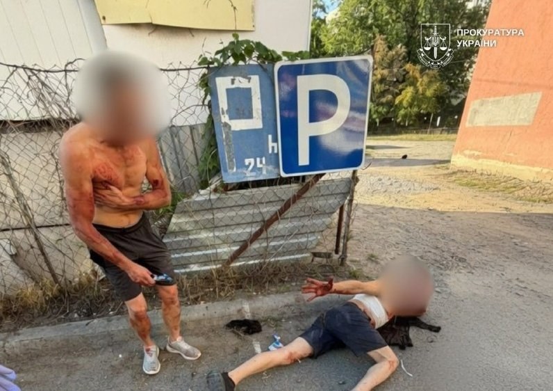 19-Year-Old Student Stabs Three in Violent Altercation — A 19-year-old student has stabbed three people during a confron