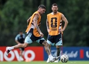 England Faces Argentina in World Cup Semifinals Tonight — England and Argentina meet today at 22:00 in the World Cup sem