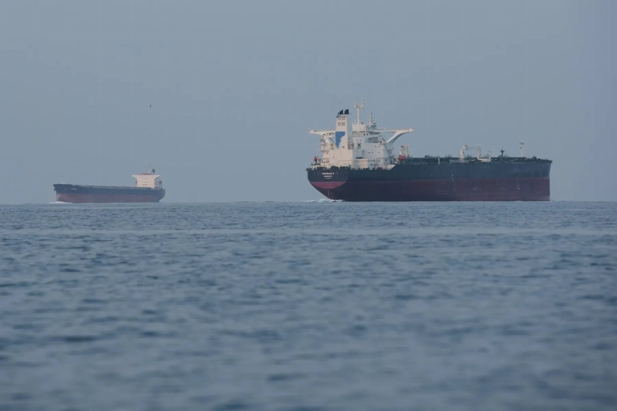 Maritime Traffic Through Strait of Hormuz Nears Halt Amid US-Iran Tensions — Maritime traffic in the Strait of Hormuz ha