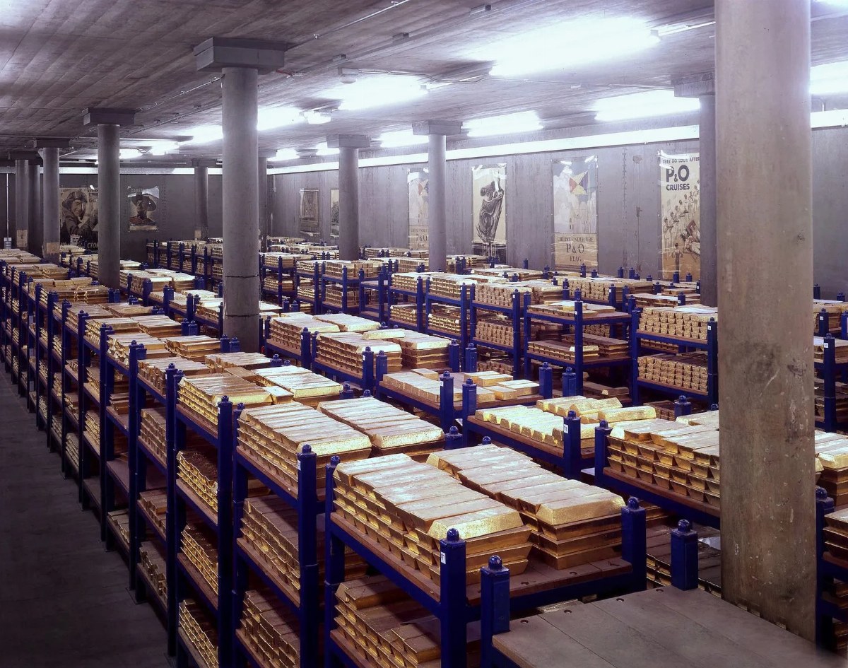 Russia Sells Record Amount of Gold to Address Budget Deficit — The Central Bank of Russia has sold gold reserves for six