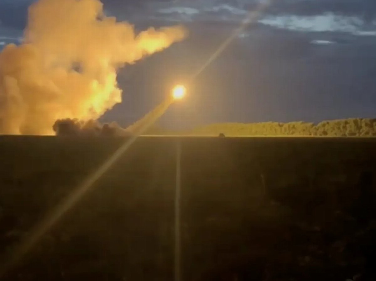 Ukrainian Rockets Target Kirov Defense Plant, Causing Fire — A fire erupted at a Kirov defense plant after Ukrainian mis