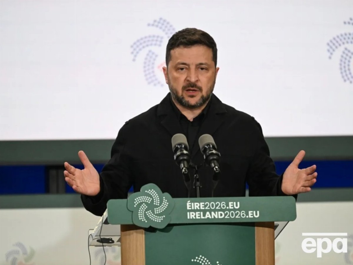 Zelensky Criticizes Putin's Leadership Amid Russia's Fuel Crisis — Ukrainian President Zelensky describes Russia's fuel