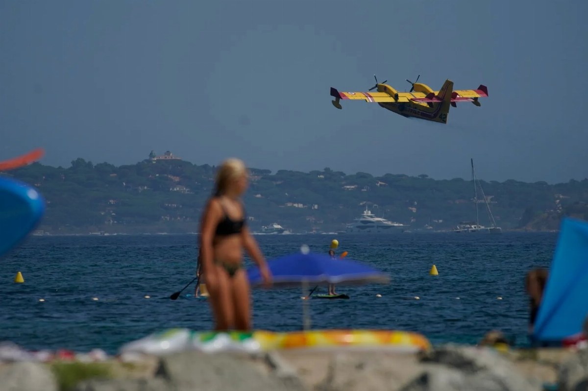 Wildfire Forces Evacuations Along France's Côte d'Azur — A wildfire near Fréjus, France, has led to the evacuation of se