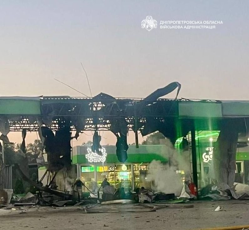 Russian Forces Strike Five Fuel Stations in Dnipropetrovsk Region Overnight — An overnight attack by Russian forces on f