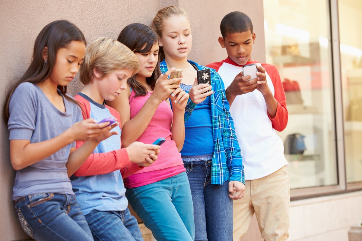 France Becomes First European Country to Ban Social Media Access for Under-15s — France has enacted a ban on social medi