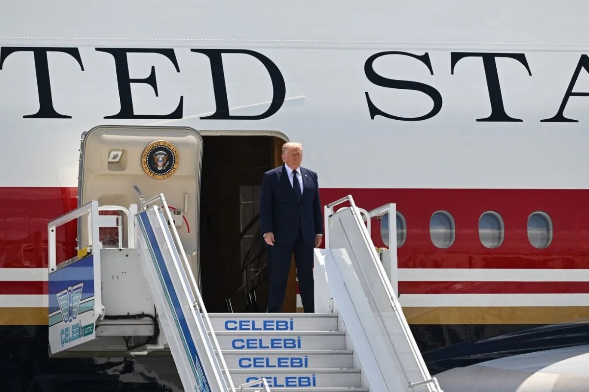 Trump Replaces Emergency Aircraft in Turkey Due to Iranian Threat — The Secret Service replaced Trump's aircraft in Turk