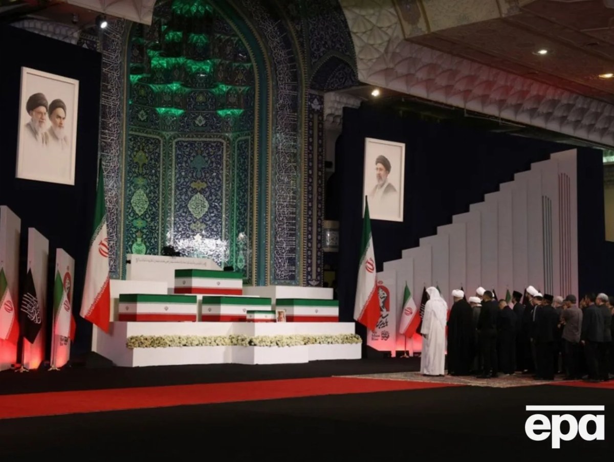 Mass Farewell for Ali Khamenei in Tehran with Delegations from 30 Countries — Iran announces Khamenei's funeral could be