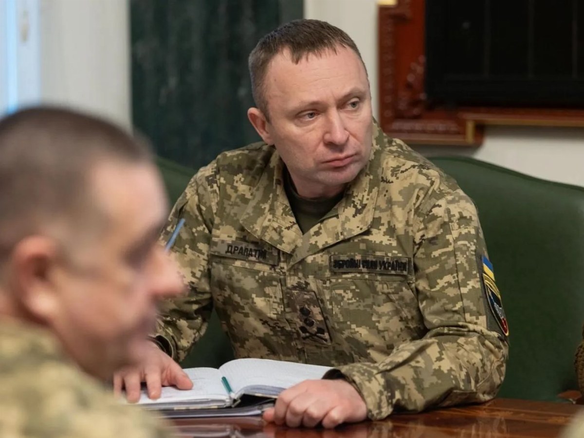 Ukrainian President Appoints New Chief of General Staff Amid Ongoing Conflict — Ukrainian President Zelensky announced t