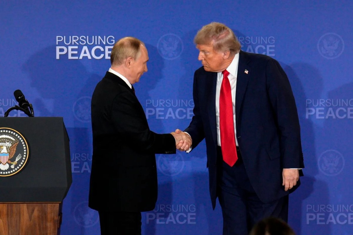 Kremlin Praises Trump Following Discussion with Putin — Kremlin spokesperson confirmed that Trump and Putin will talk ag