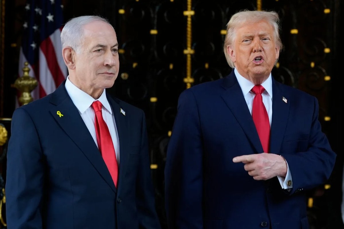Trump Claims Netanyahu Knows Who's in Charge Ahead of Visit — Donald Trump stated that Benjamin Netanyahu may visit the