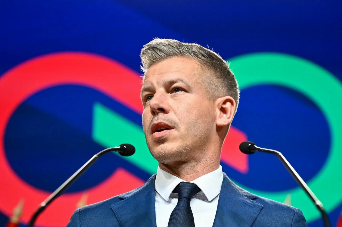 Hungary Revokes Refugee Status for Polish Officials Amid Legal Controversy — Hungary's new government rescinds refugee s