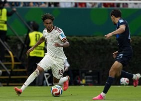 Spain Faces Austria in World Cup Round of 16 Clash — Spain meets Austria today at 22:00 in the World Cup Round of 16. Li