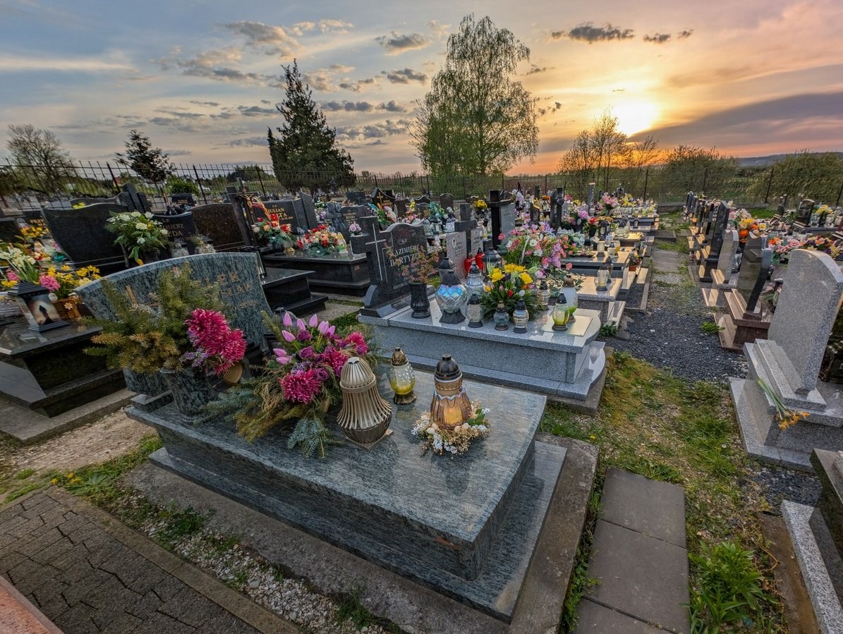 New Platform Enables Users to Leave Messages After Death — Brian and Teresa Majewski launched a platform for leaving mes