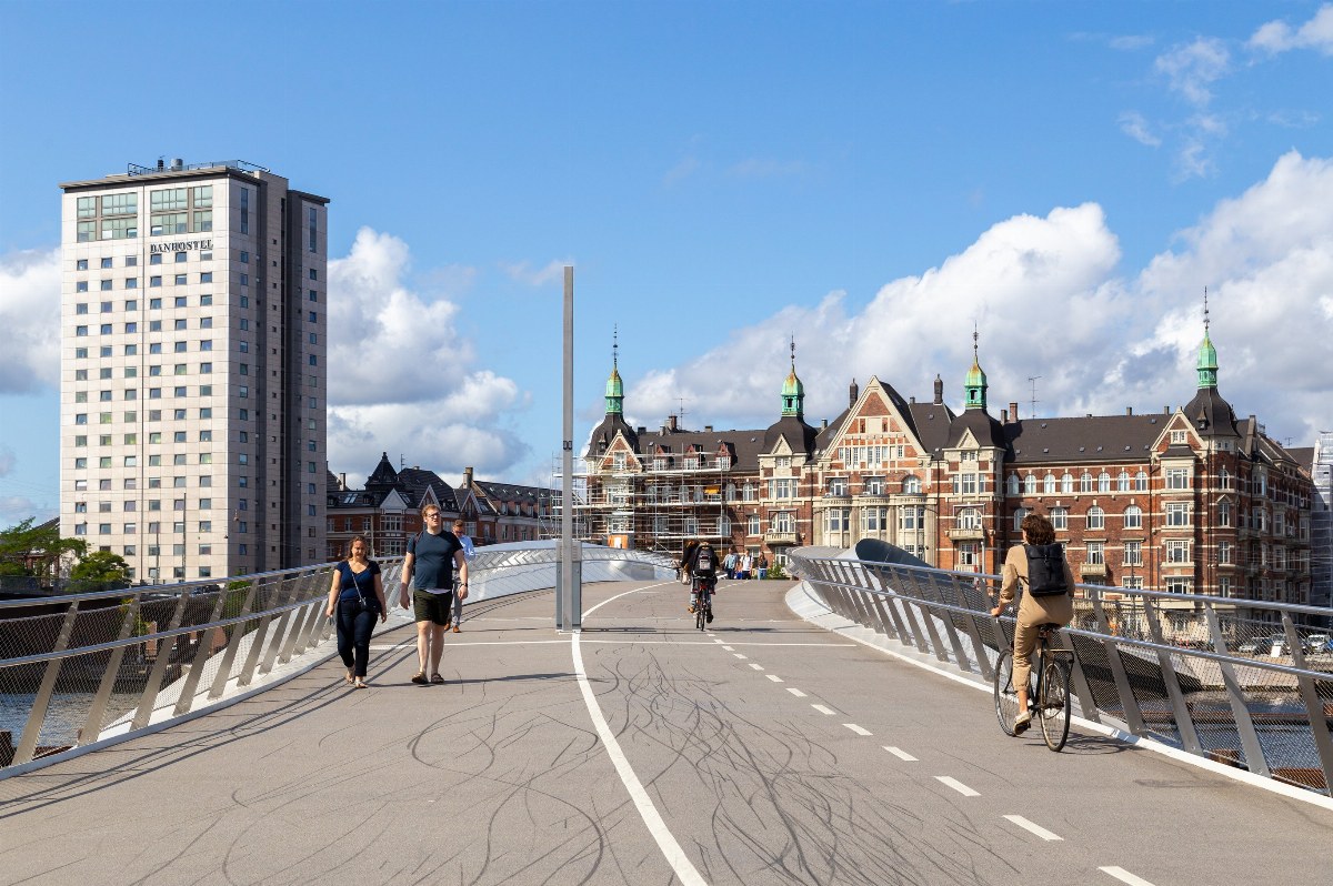 European Cities Experiment with Reward Systems for Sustainable Tourism — European destinations are testing reward system