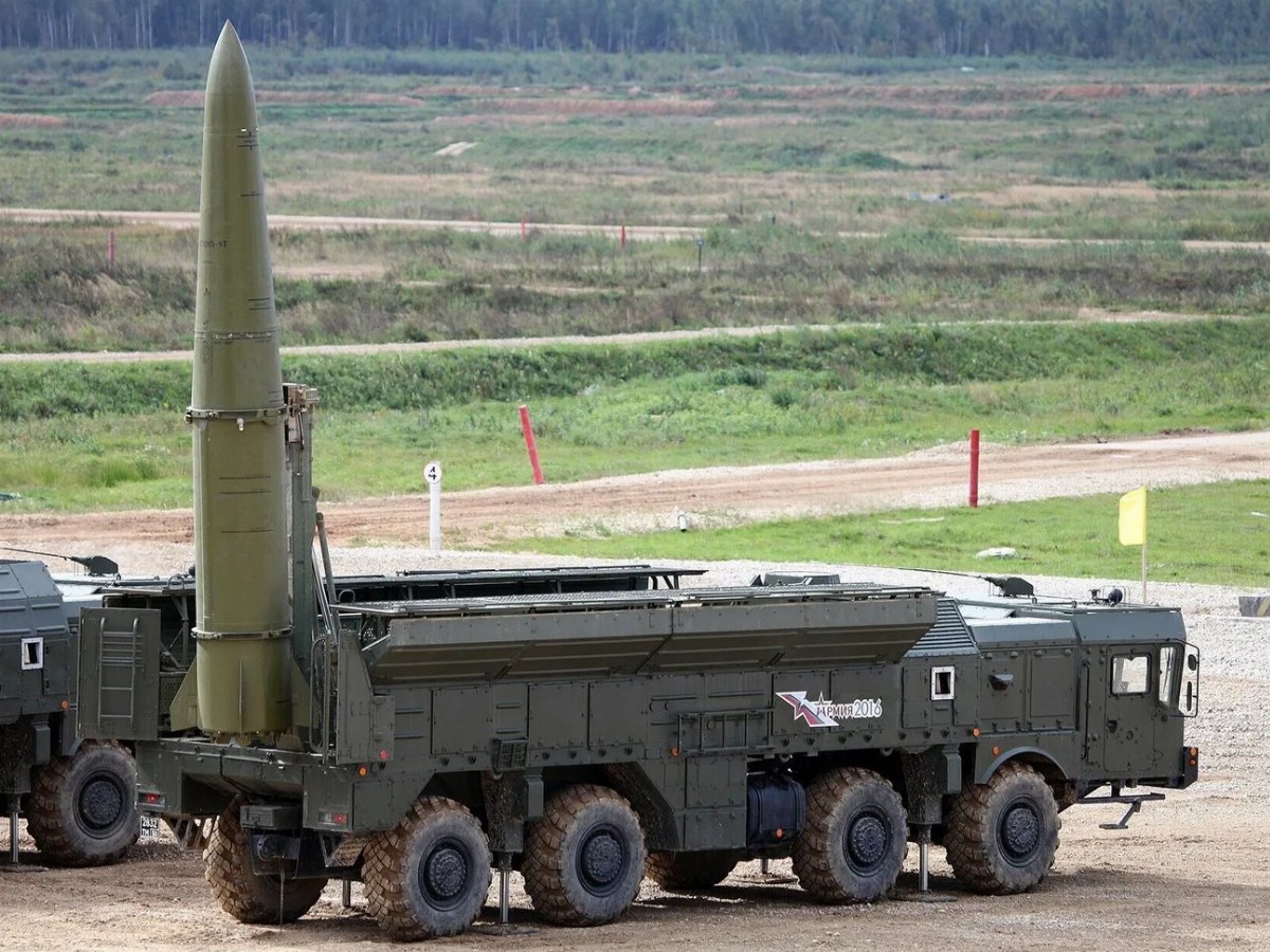 Russian Military Rocket Stockpiles Revealed by Intelligence Agency — Ukrainian intelligence reports that Russia can prod