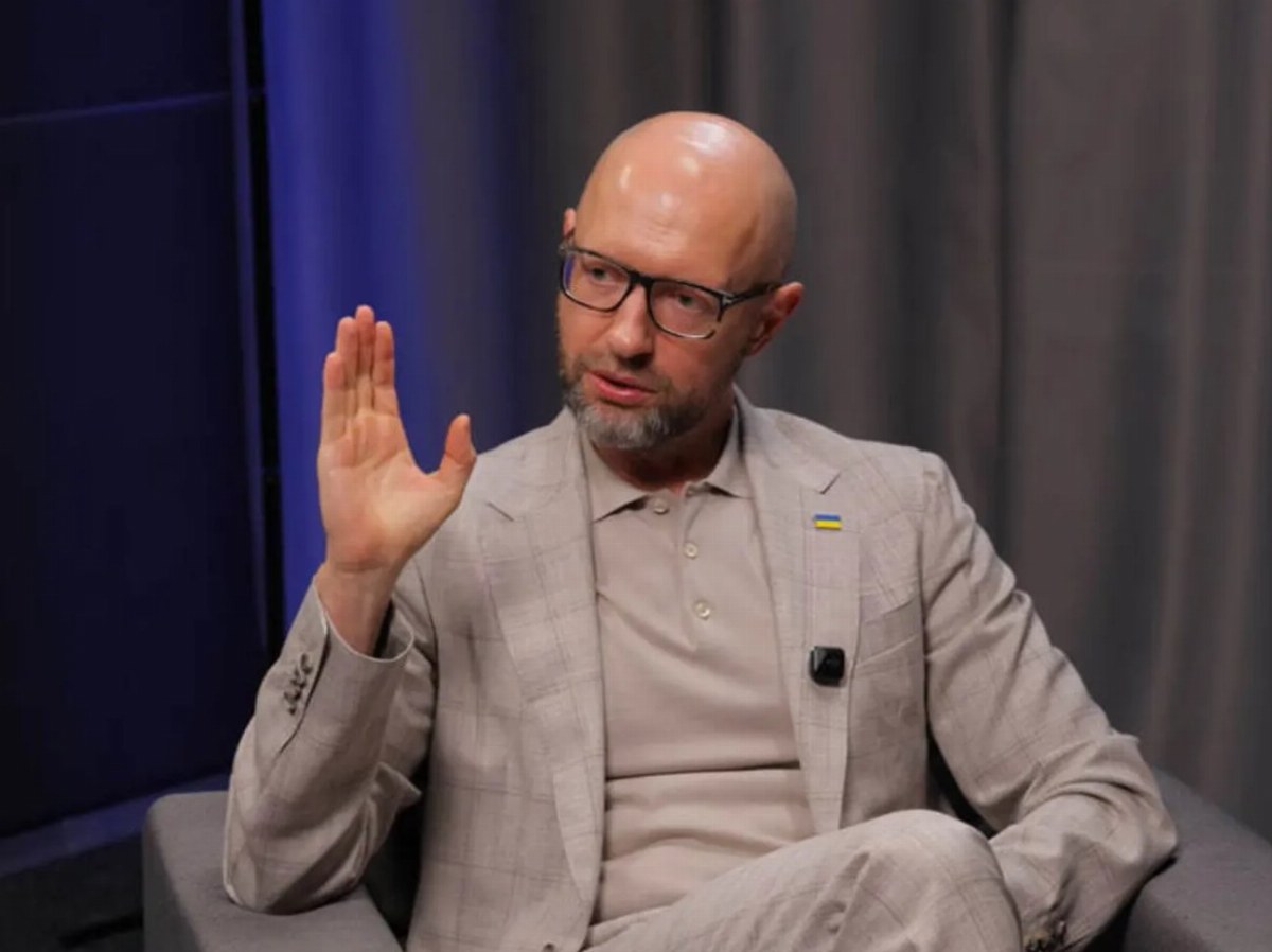 Yatsenyuk Explains Decision Not to Run for President in 2014 — Former Prime Minister Arseniy Yatsenyuk reflects on his c