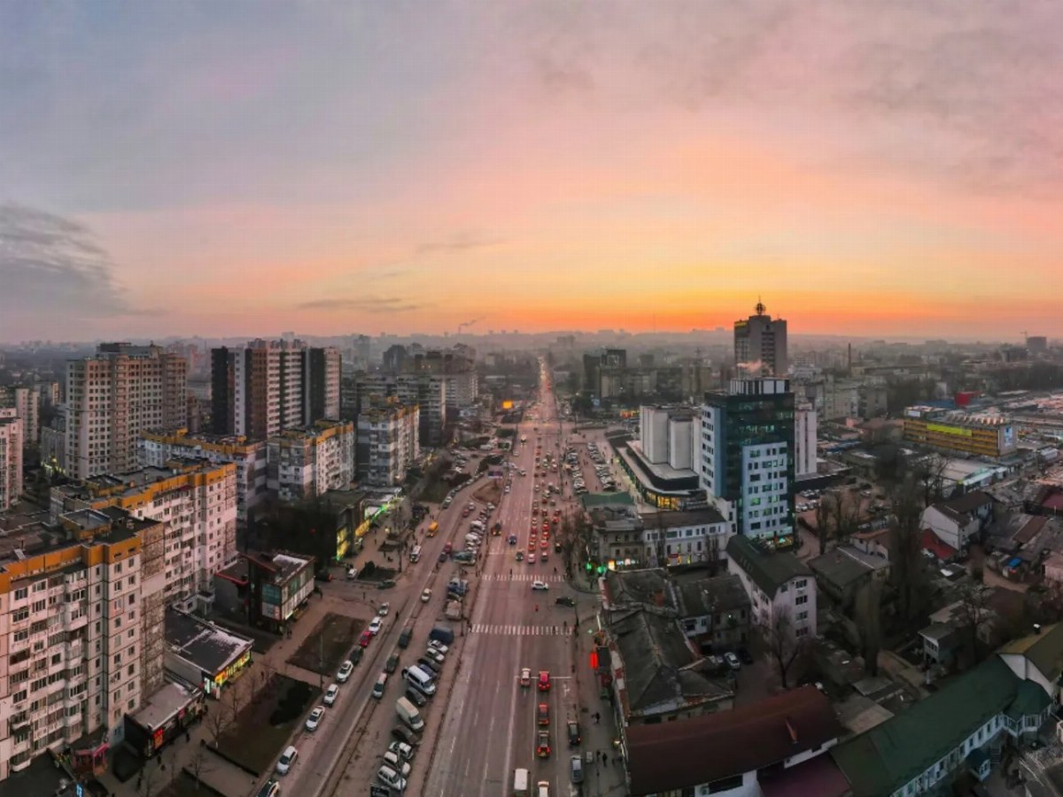 Traveling from Ukraine to Chișinău Airport: A Comprehensive Guide — Learn how to effectively plan your trip from Ukraine