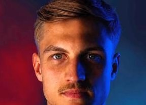 Răzvan Pașcalău Signs with Cosenza After Dinamo Stint — Răzvan Pașcalău, former Dinamo player, secures a contract with C